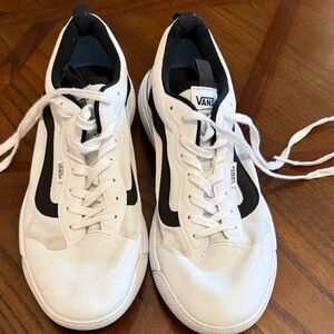 Vans UltraRange EXO sneakers